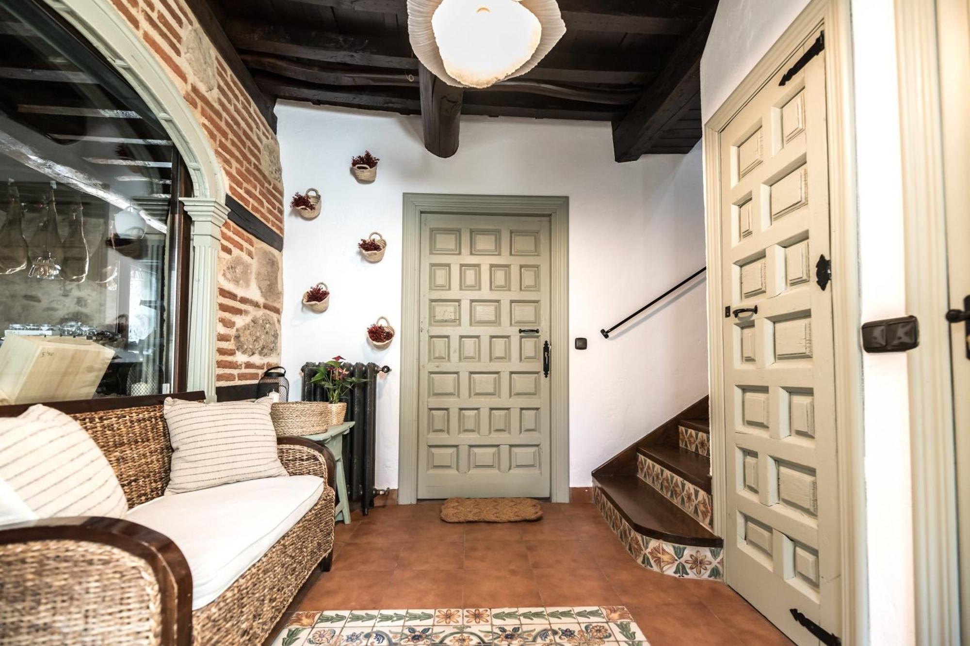 Apartamentos Rurales Los Olivos En Candelario Eksteriør billede