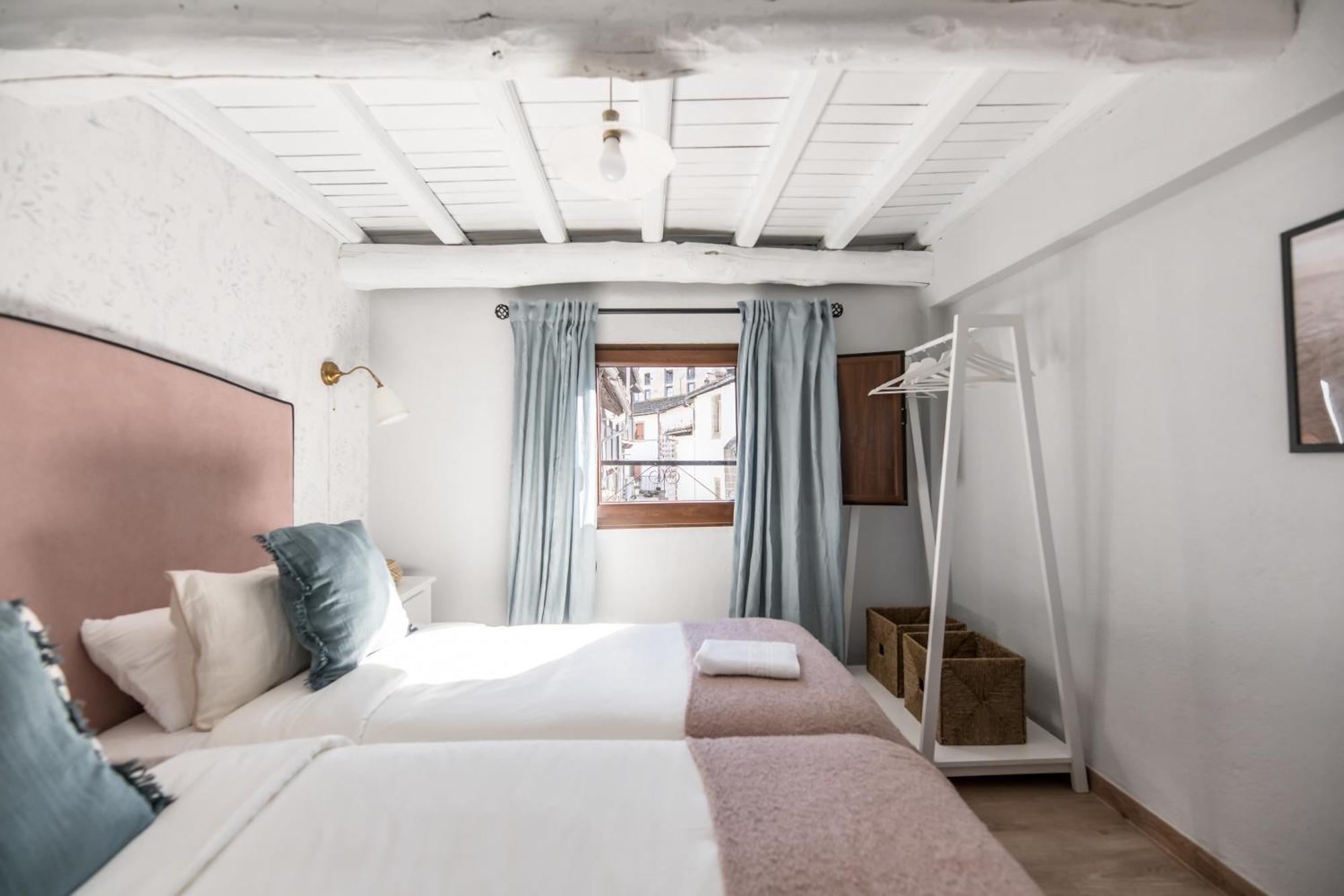 Apartamentos Rurales Los Olivos En Candelario Værelse billede